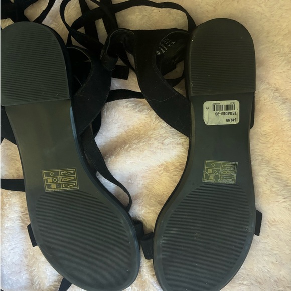 Alice in Wonderland x Call it Spring lace up sandals disney gladiator black cute - Picture 3 of 3